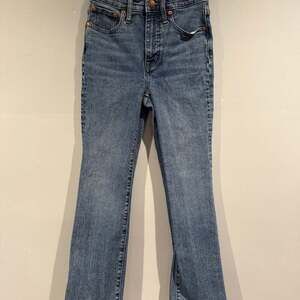 Madewell Cali Demi-Boot Jeans – Size 23